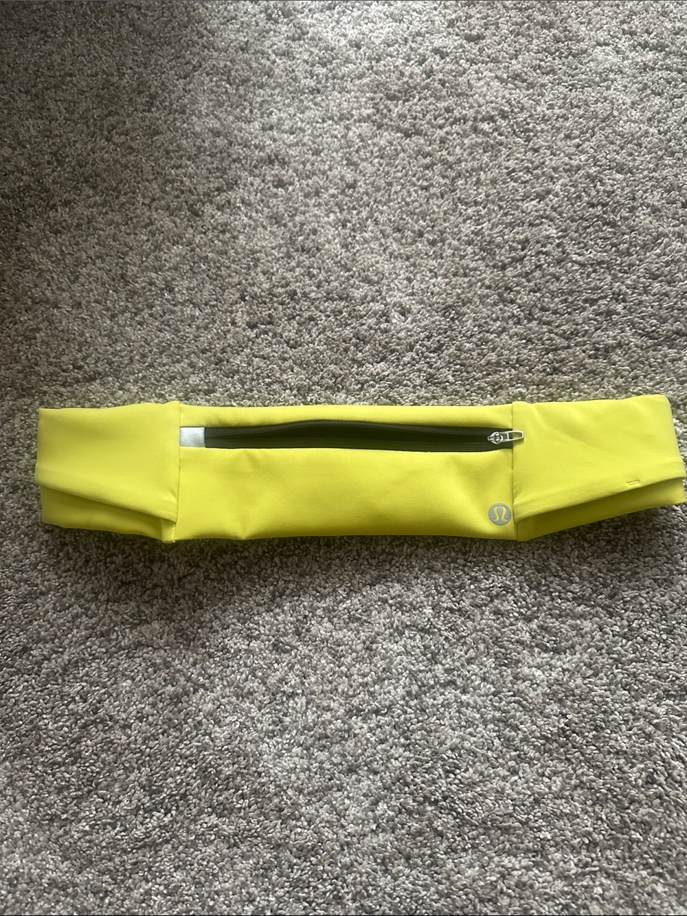 Lululemon | Fast Free Running Belt | Size S/M |Yellow serpentine, NWOT
